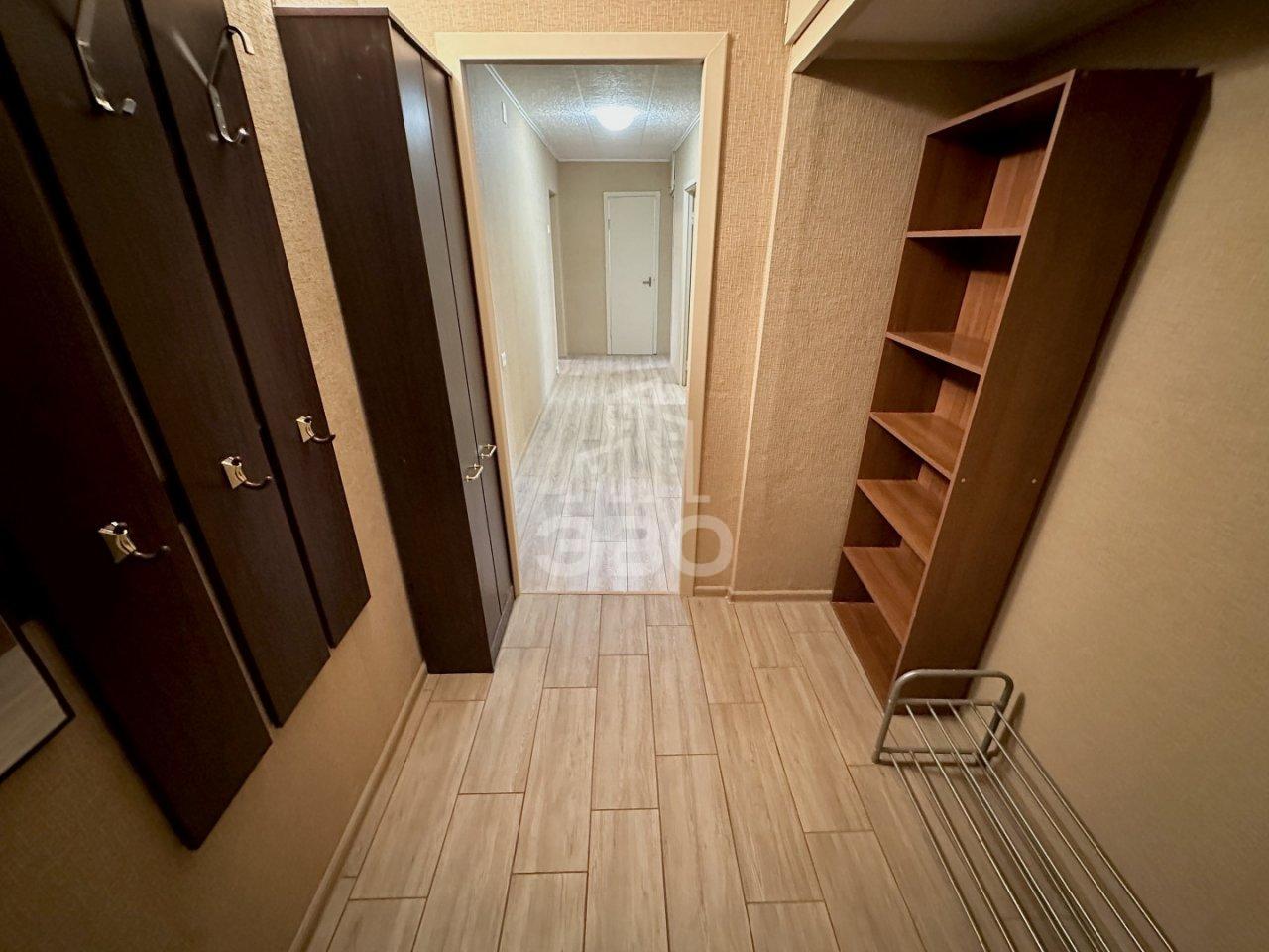 трехкомнатная квартира в Санкт-Петербурге по адресу: Непокорённых проспект, 16, к 1