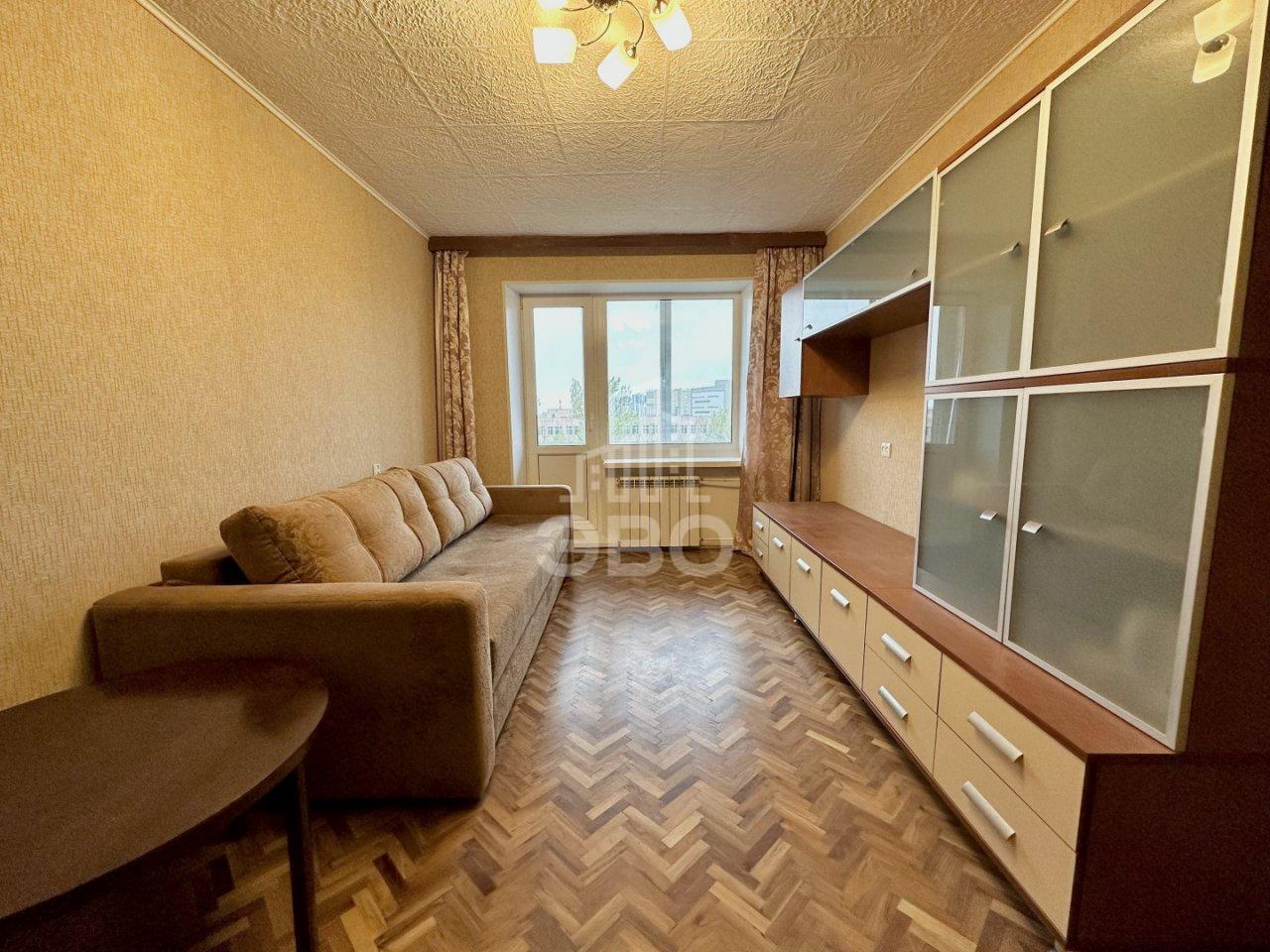 трехкомнатная квартира в Санкт-Петербурге по адресу: Непокорённых проспект, 16, к 1