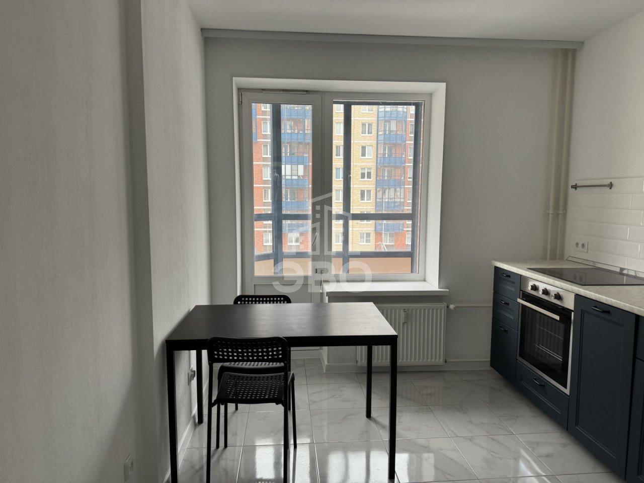 однокомнатная квартира в Санкт-Петербурге по адресу: Юнтоловский проспект, 38