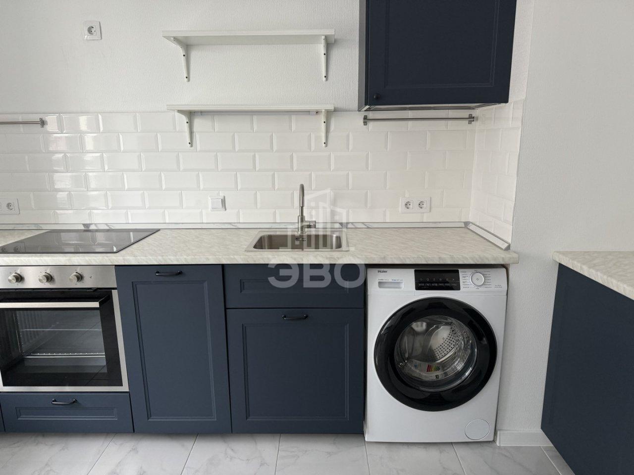 однокомнатная квартира в Санкт-Петербурге по адресу: Юнтоловский проспект, 38