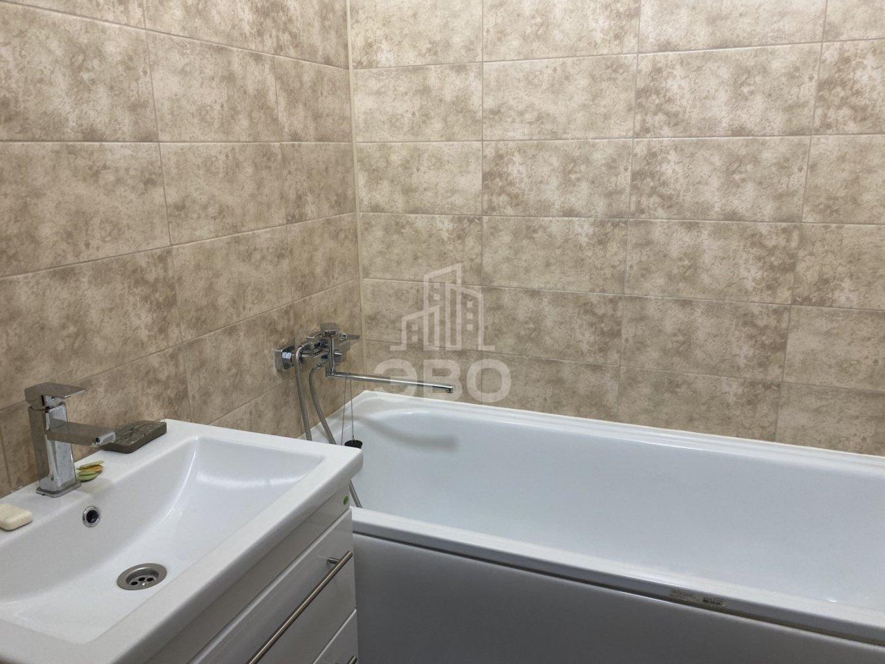 однокомнатная квартира в Санкт-Петербурге по адресу: Юнтоловский проспект, 38