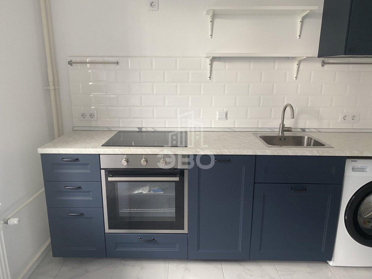 однокомнатная квартира в Санкт-Петербурге по адресу: Юнтоловский проспект, 38