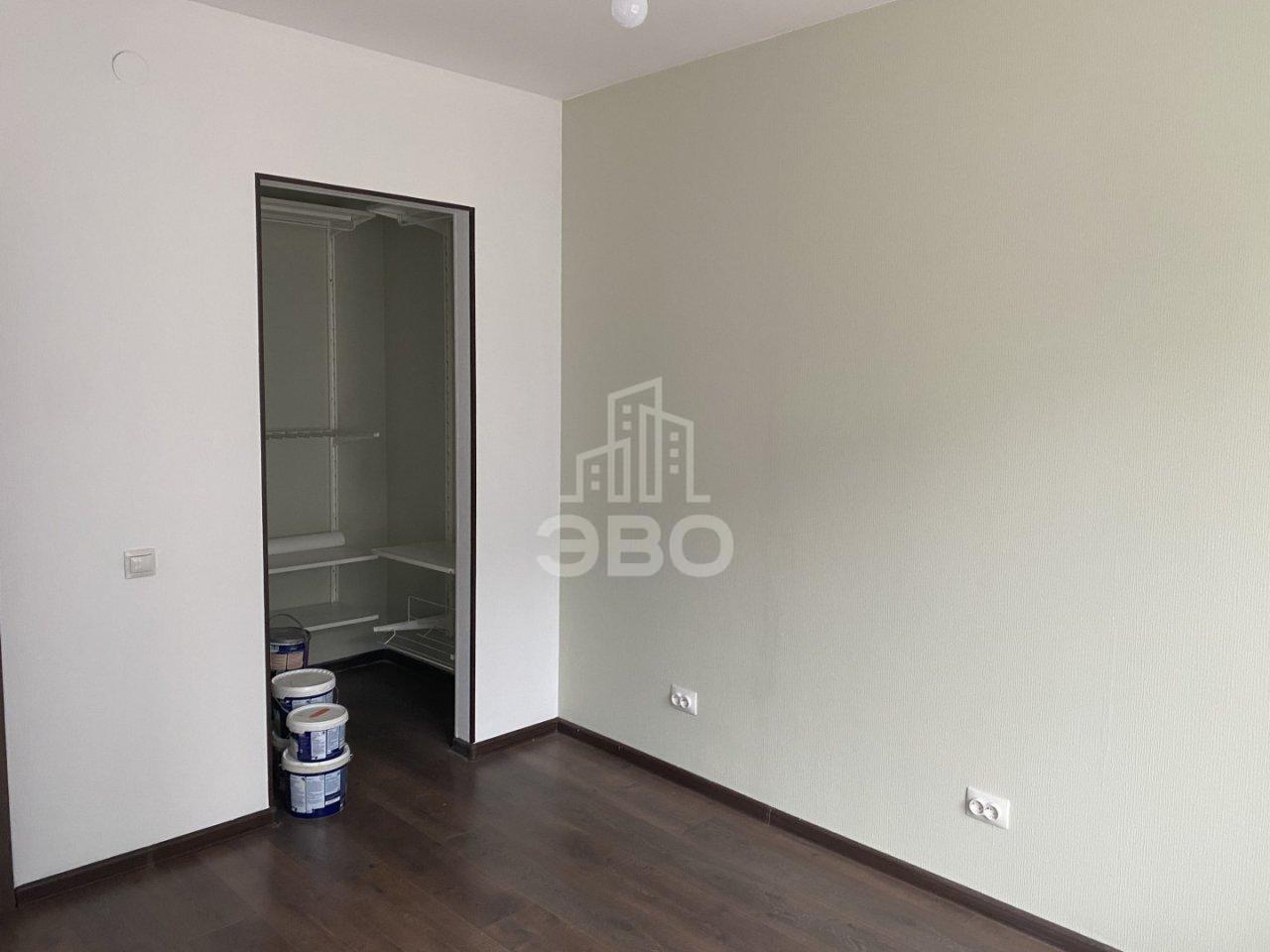 однокомнатная квартира в Санкт-Петербурге по адресу: Юнтоловский проспект, 38