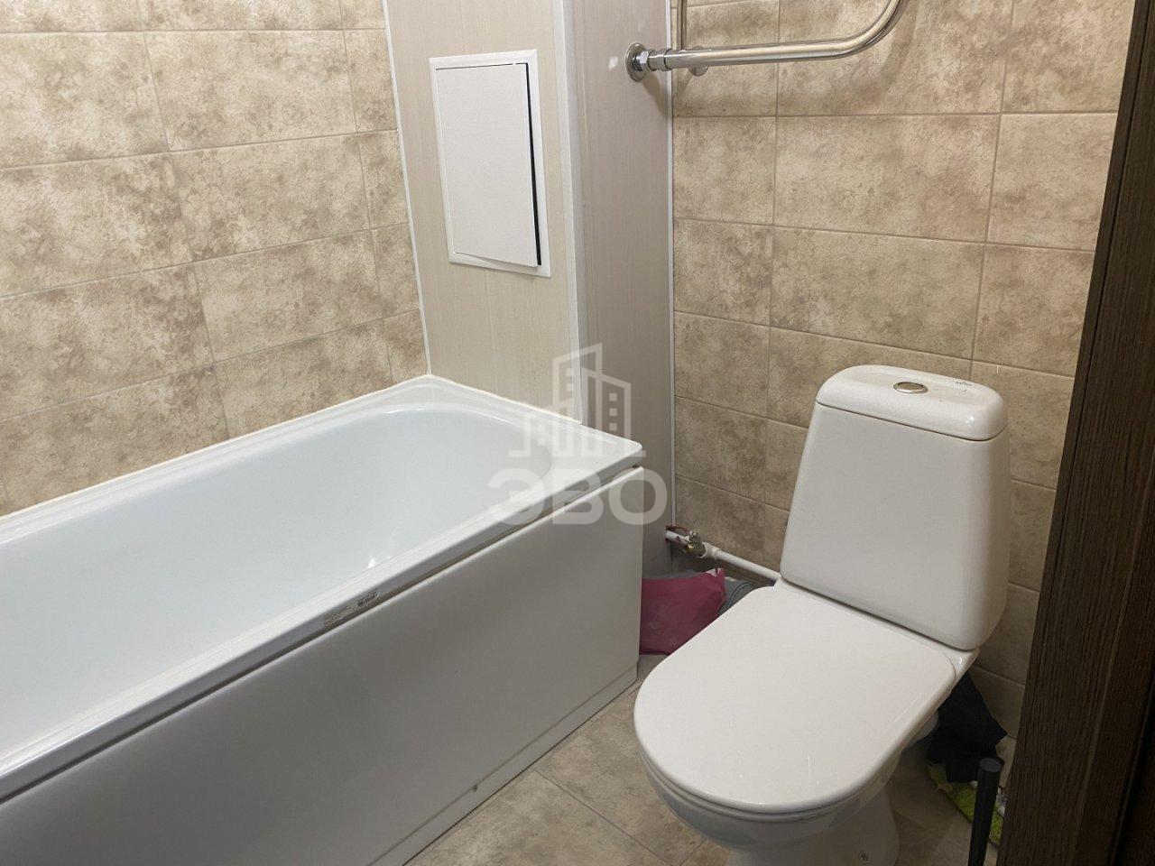 однокомнатная квартира в Санкт-Петербурге по адресу: Юнтоловский проспект, 38