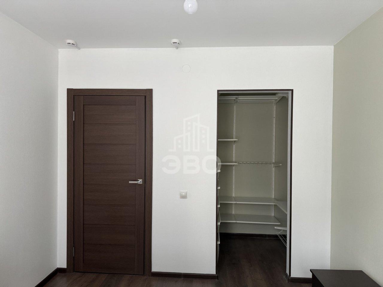 однокомнатная квартира в Санкт-Петербурге по адресу: Юнтоловский проспект, 38