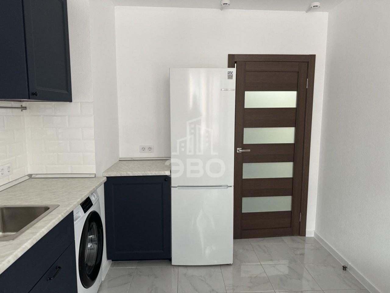 однокомнатная квартира в Санкт-Петербурге по адресу: Юнтоловский проспект, 38