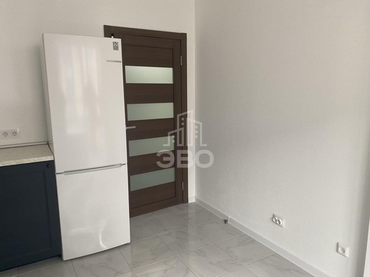 однокомнатная квартира в Санкт-Петербурге по адресу: Юнтоловский проспект, 38