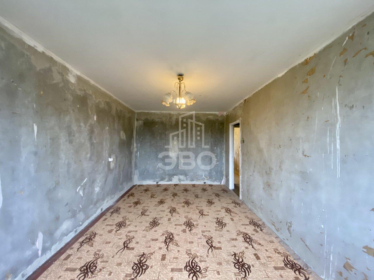 трехкомнатная квартира в Санкт-Петербурге по адресу: Народного Ополчения проспект, 221