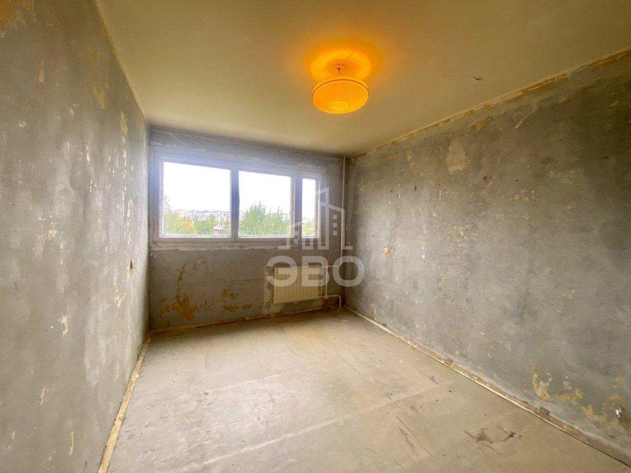 трехкомнатная квартира в Санкт-Петербурге по адресу: Народного Ополчения проспект, 221