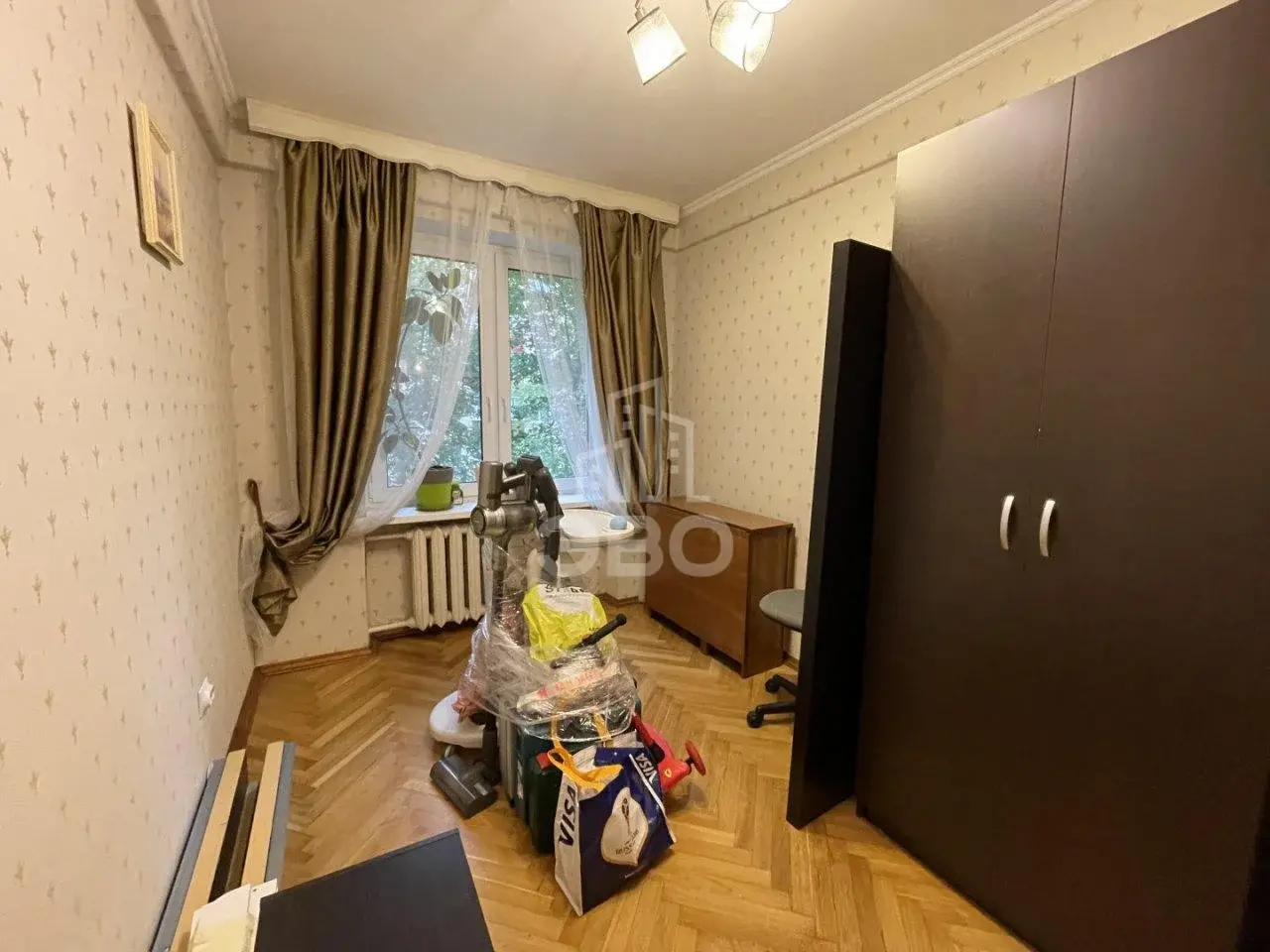 трехкомнатная квартира в Санкт-Петербурге по адресу: Бассейная ул., 77