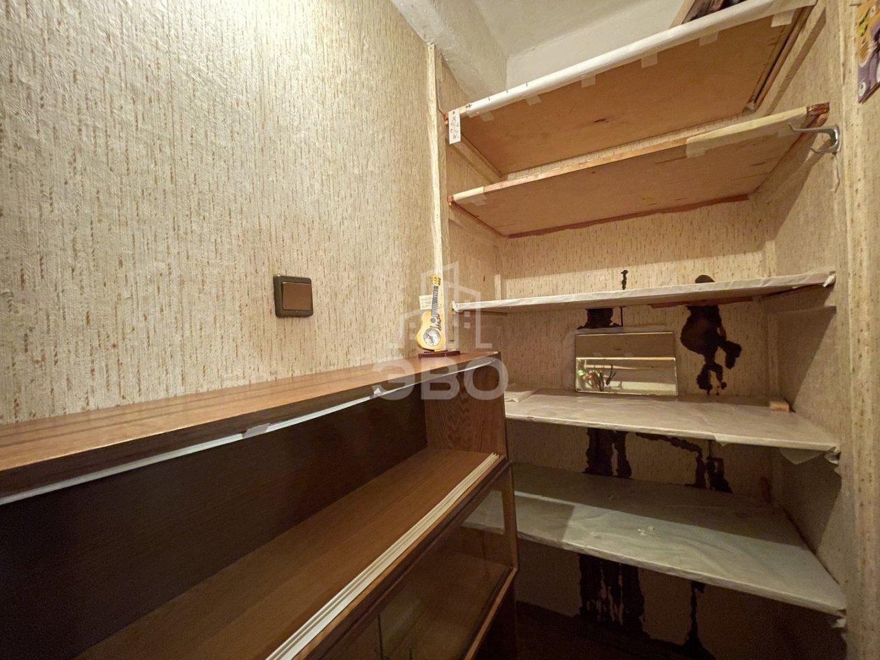 трехкомнатная квартира в Санкт-Петербурге по адресу: Бассейная ул., 77