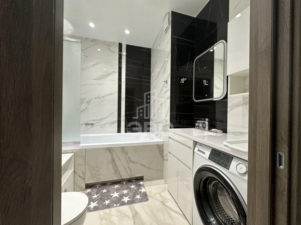 однокомнатная квартира в Санкт-Петербурге по адресу: Измайловский б-р., 4, к 2