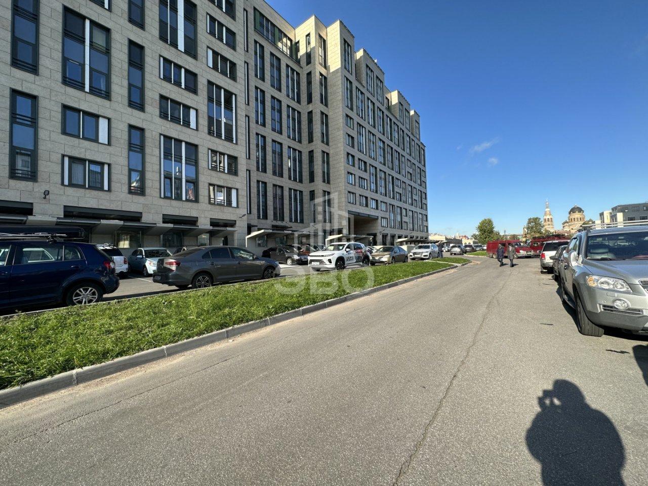 однокомнатная квартира в Санкт-Петербурге по адресу: Измайловский б-р., 4, к 2