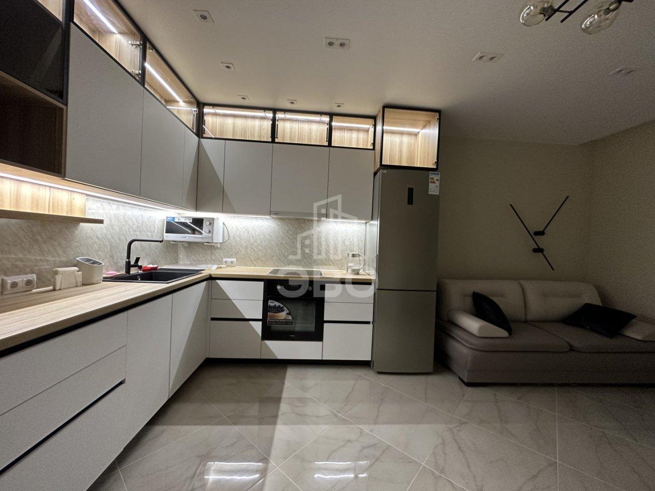 однокомнатная квартира в Санкт-Петербурге по адресу: Измайловский б-р., 4, к 2