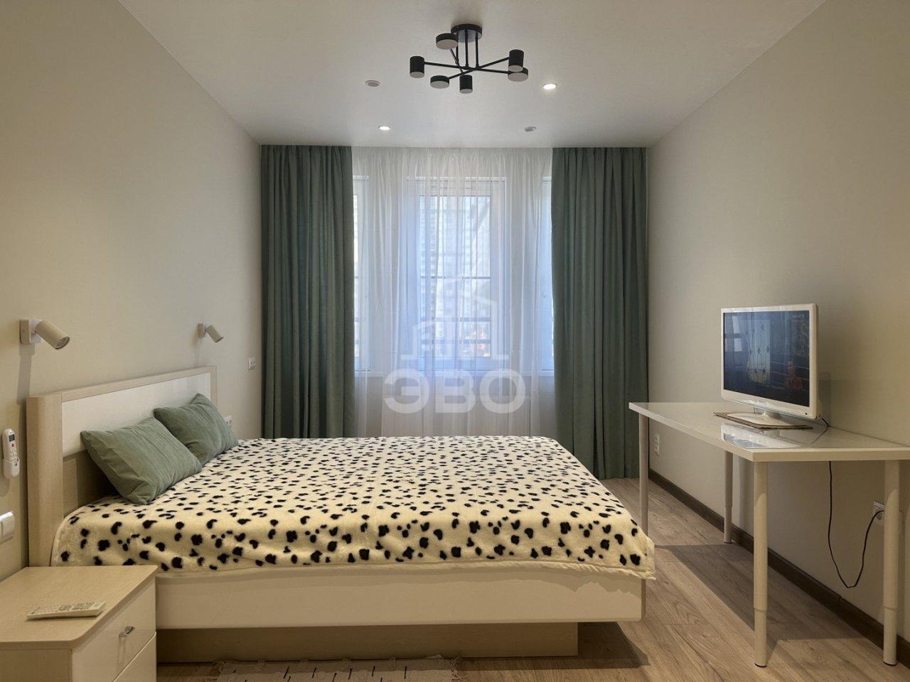 однокомнатная квартира в Санкт-Петербурге по адресу: Измайловский б-р., 4, к 2