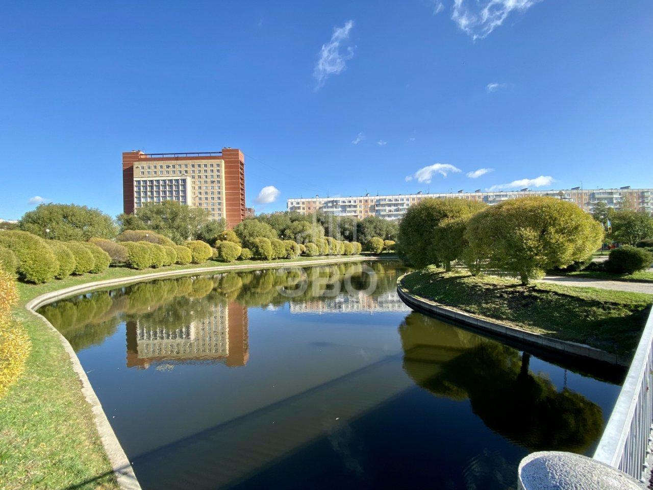 трехкомнатная квартира в Санкт-Петербурге по адресу: Белградская ул., 10, к 2