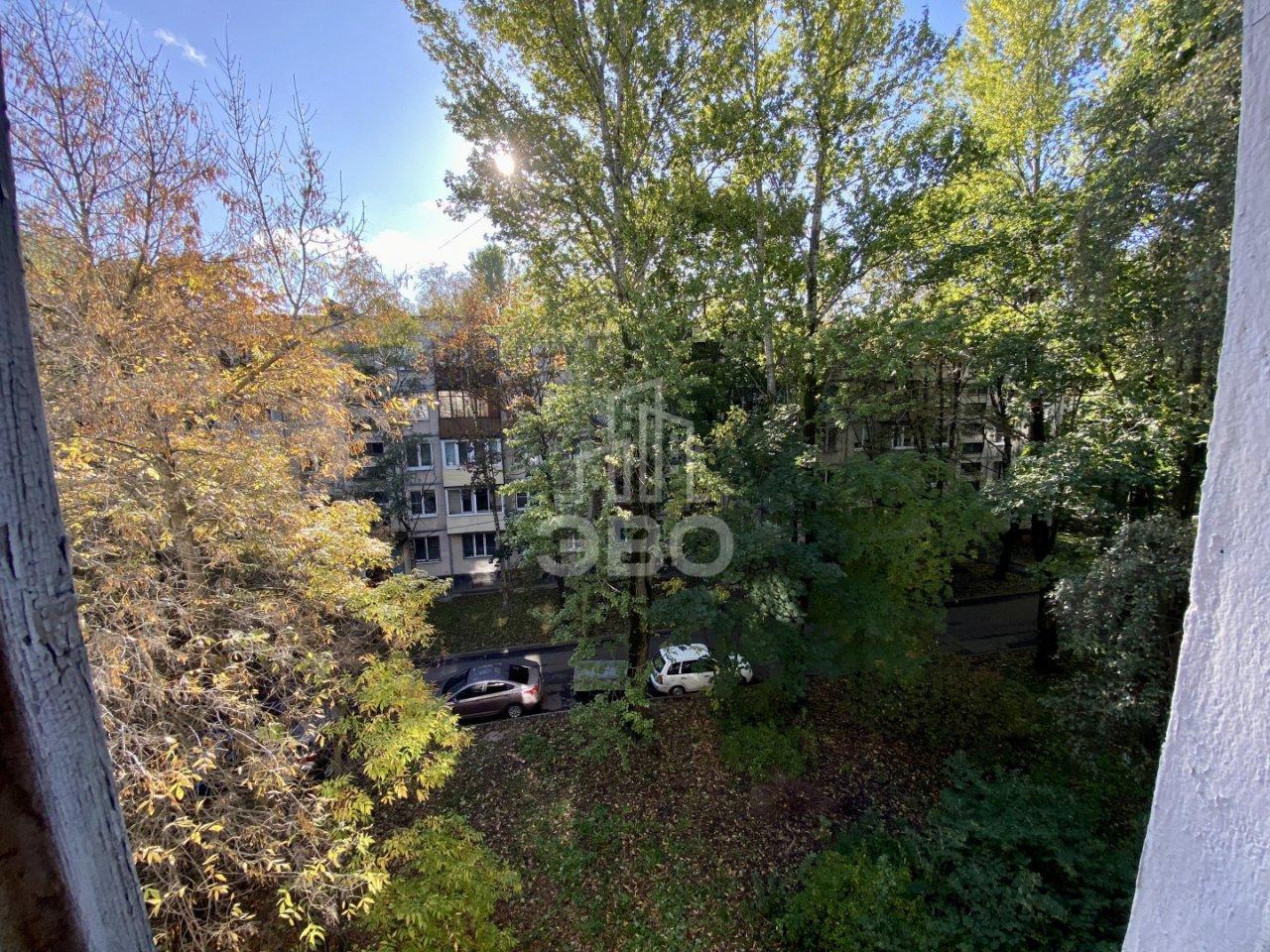 трехкомнатная квартира в Санкт-Петербурге по адресу: Белградская ул., 10, к 2