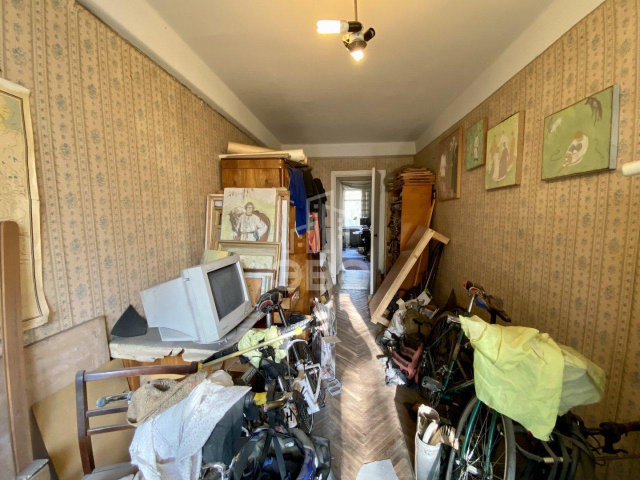 трехкомнатная квартира в Санкт-Петербурге по адресу: Белградская ул., 10, к 2