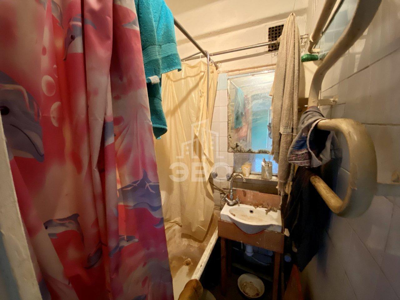 трехкомнатная квартира в Санкт-Петербурге по адресу: Белградская ул., 10, к 2