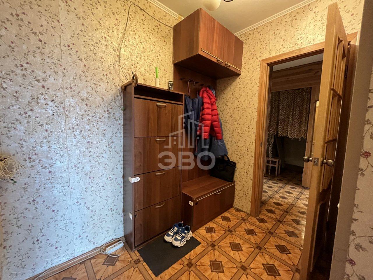 трехкомнатная квартира в Санкт-Петербурге по адресу: Композиторов ул., 22, к 1