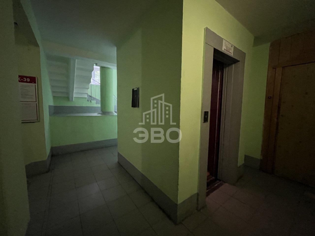 трехкомнатная квартира в Санкт-Петербурге по адресу: Композиторов ул., 22, к 1