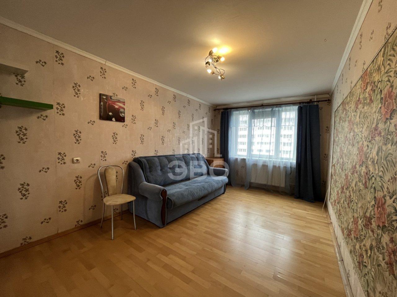 трехкомнатная квартира в Санкт-Петербурге по адресу: Композиторов ул., 22, к 1