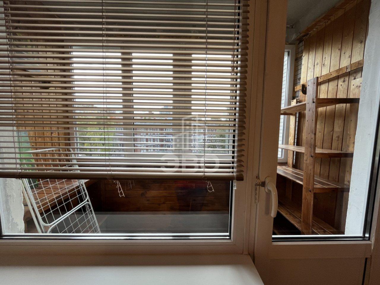 трехкомнатная квартира в Санкт-Петербурге по адресу: Композиторов ул., 22, к 1