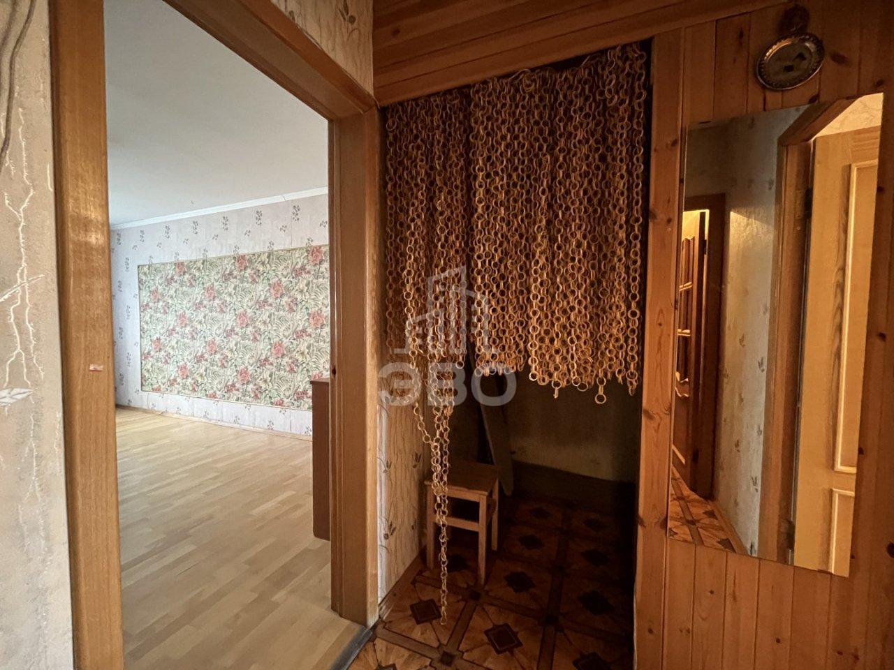 трехкомнатная квартира в Санкт-Петербурге по адресу: Композиторов ул., 22, к 1