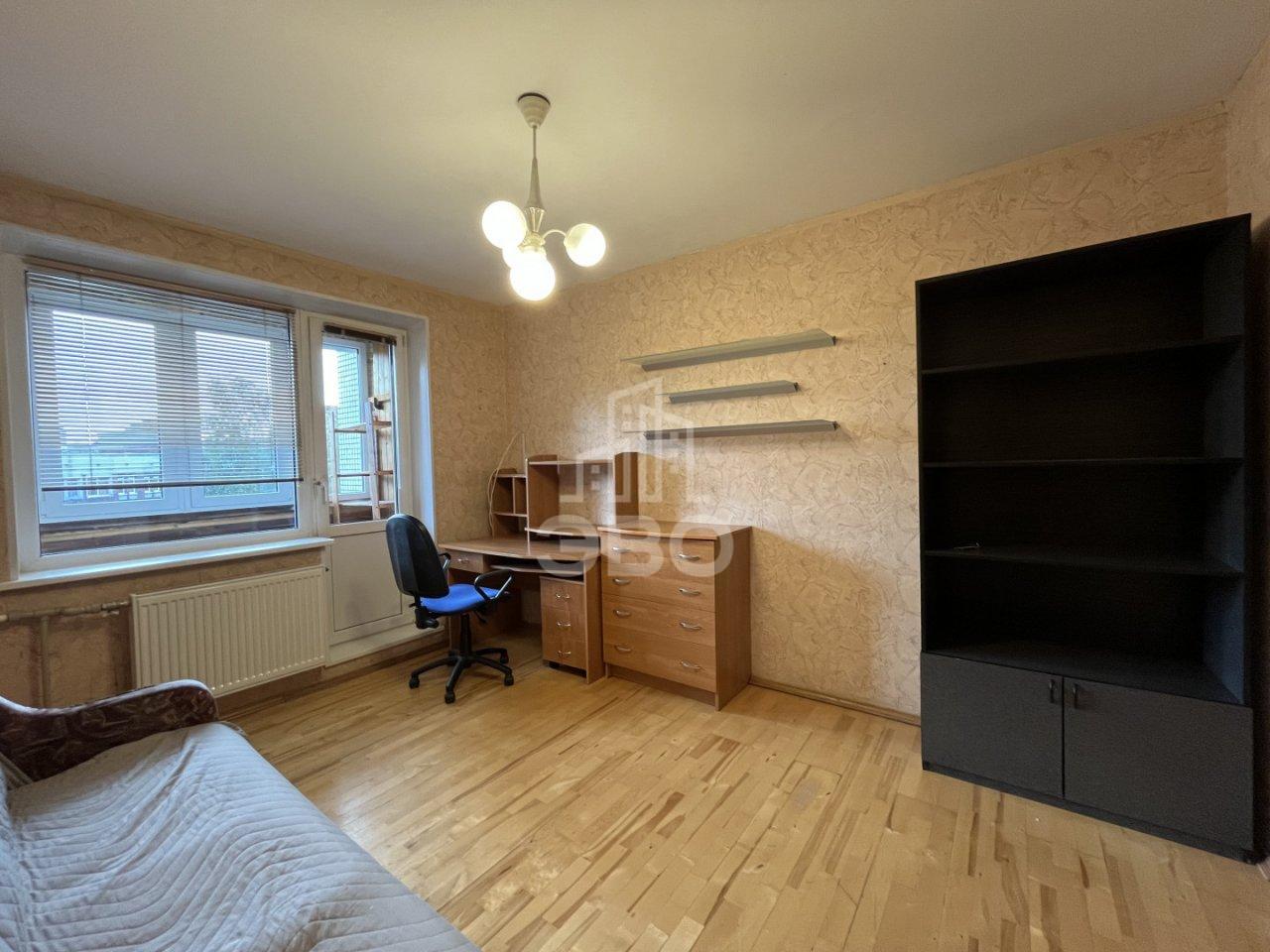 трехкомнатная квартира в Санкт-Петербурге по адресу: Композиторов ул., 22, к 1