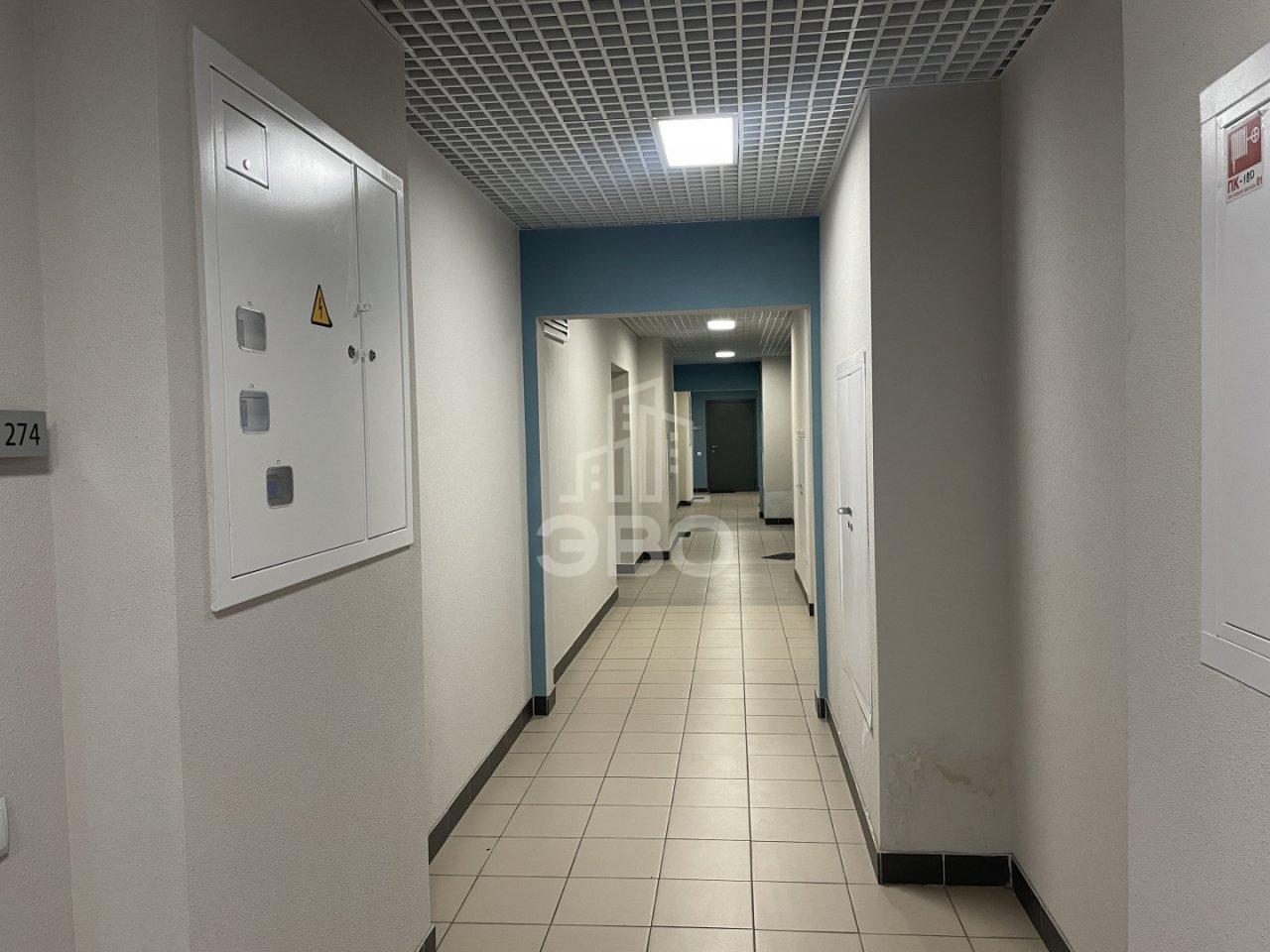 четырехкомнатная квартира в Санкт-Петербурге по адресу: Муринская дорога., 14, к 2