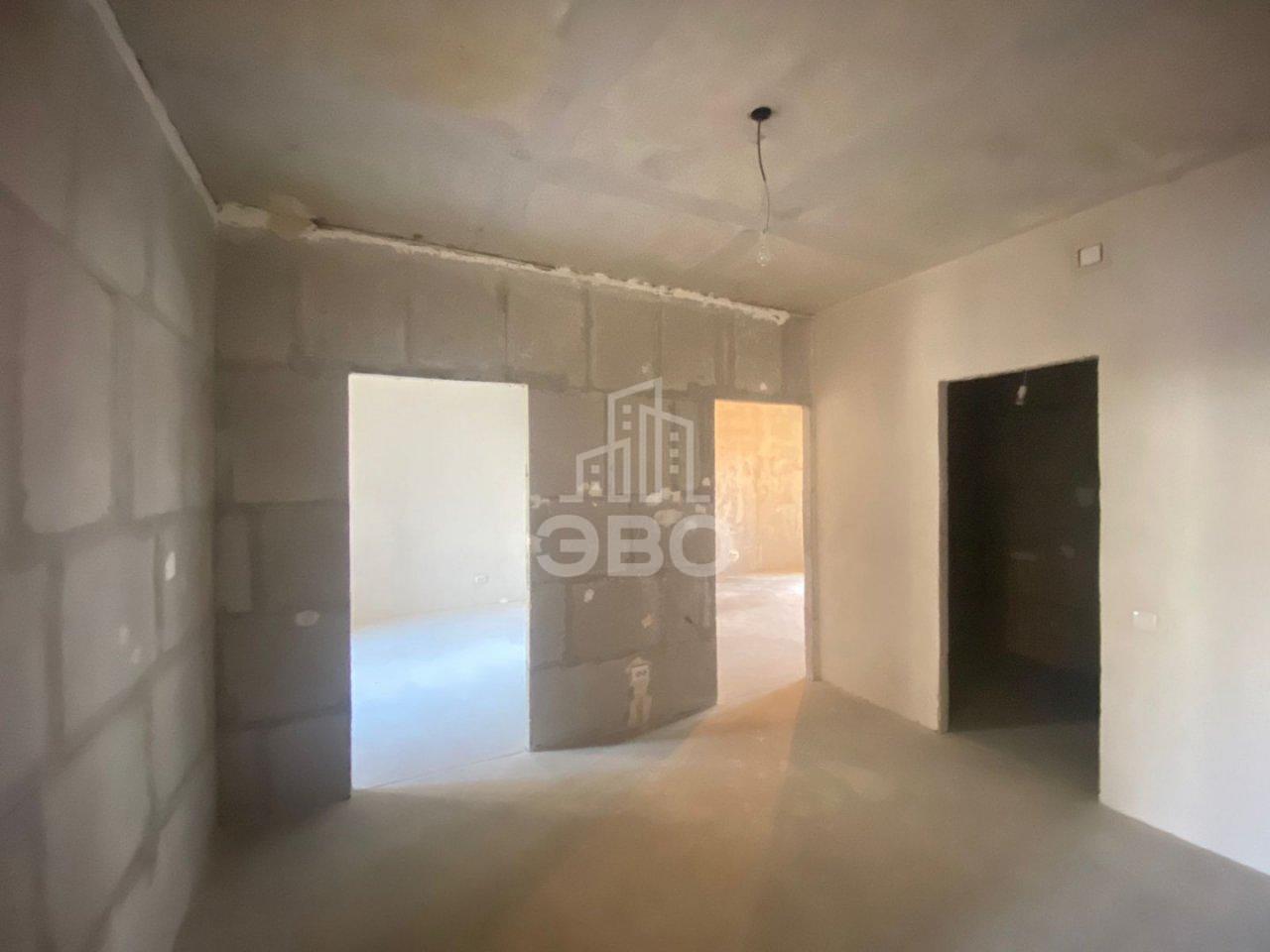 трехкомнатная квартира в Санкт-Петербурге по адресу: Дыбенко ул., 2