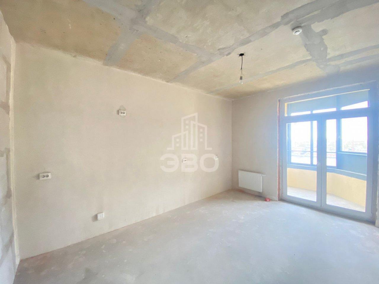 трехкомнатная квартира в Санкт-Петербурге по адресу: Дыбенко ул., 2