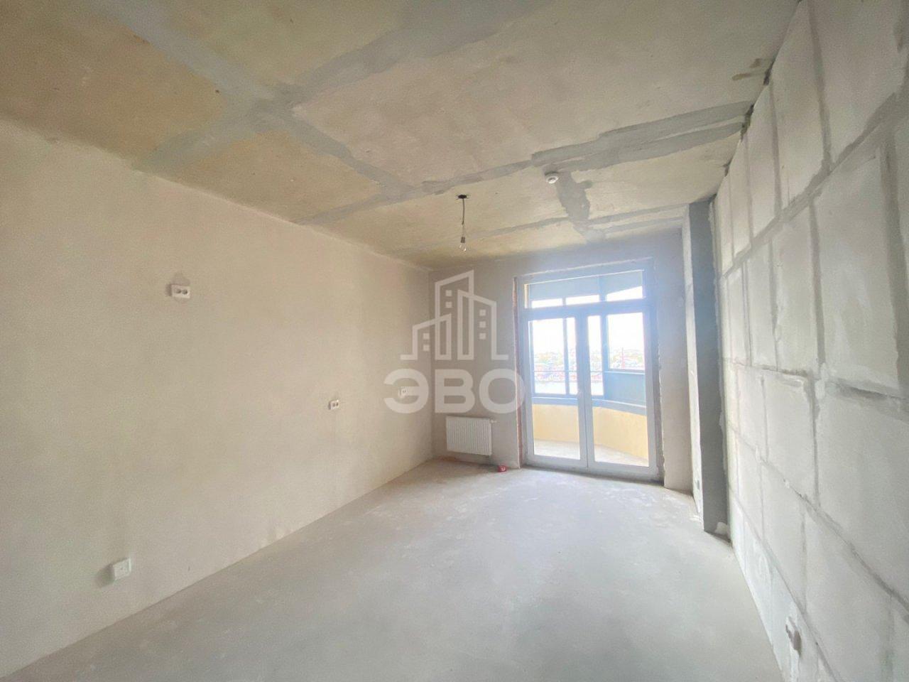 трехкомнатная квартира в Санкт-Петербурге по адресу: Дыбенко ул., 2