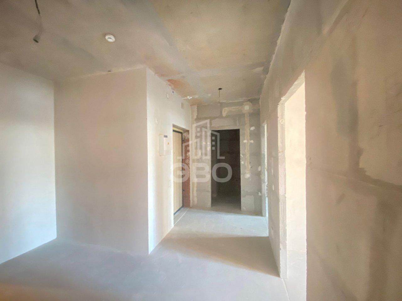 трехкомнатная квартира в Санкт-Петербурге по адресу: Дыбенко ул., 2