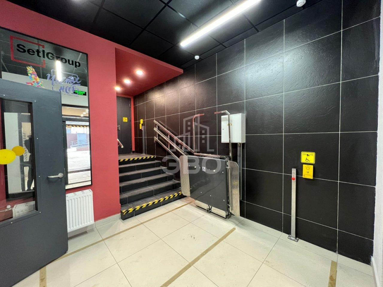 однокомнатная квартира в Санкт-Петербурге по адресу: Арцеуловская аллея, 15, к 2, строение 1