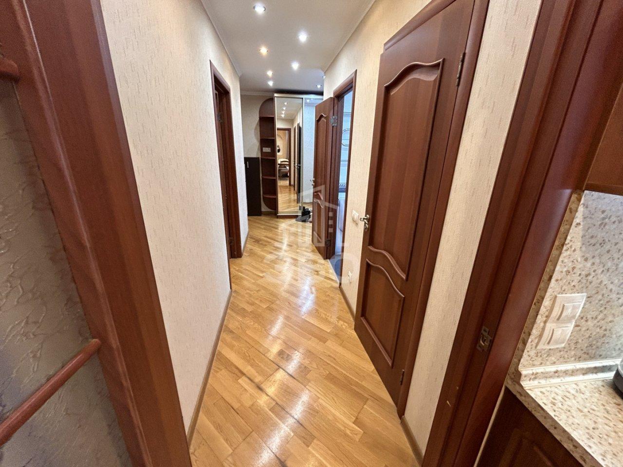 двухкомнатная квартира в Санкт-Петербурге по адресу: Энергетиков проспект, 35, к 4