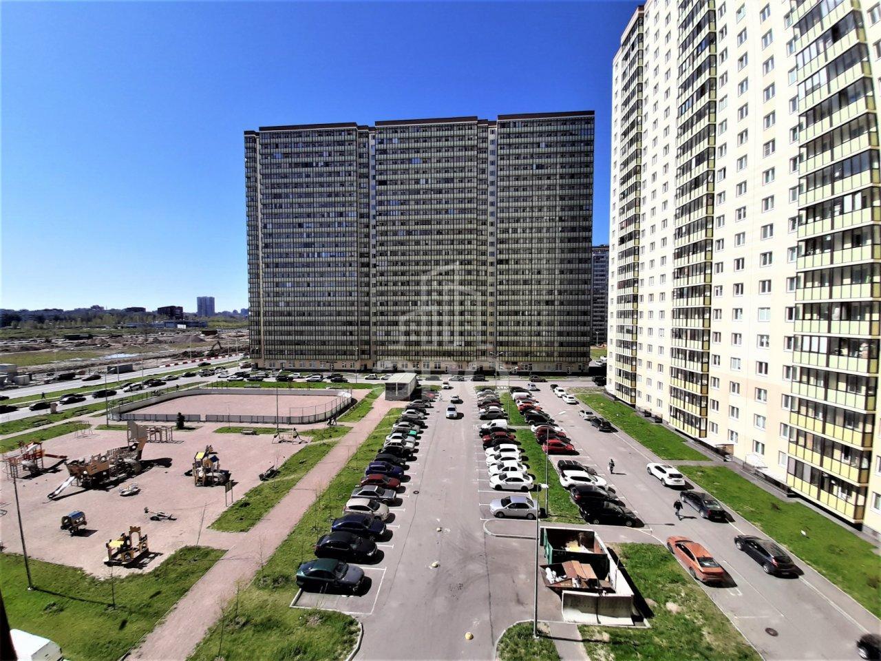 студия в Санкт-Петербурге по адресу: Охтинская аллея, 14