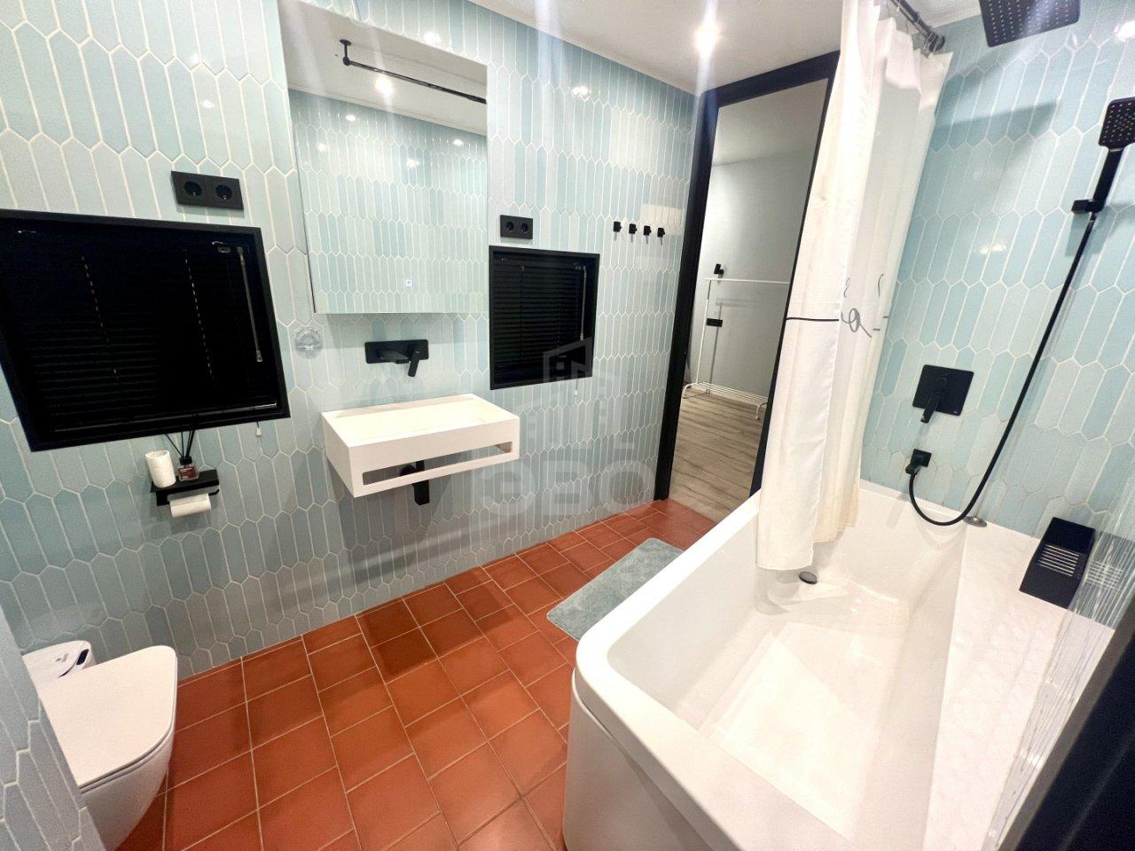 двухкомнатная квартира в Санкт-Петербурге по адресу: Аптекарский проспект, 18, литера А