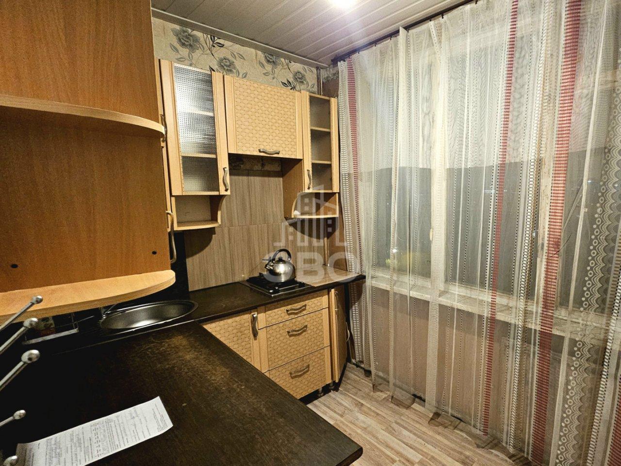 трехкомнатная квартира в Санкт-Петербурге по адресу: Софийская ул., 34, к 2