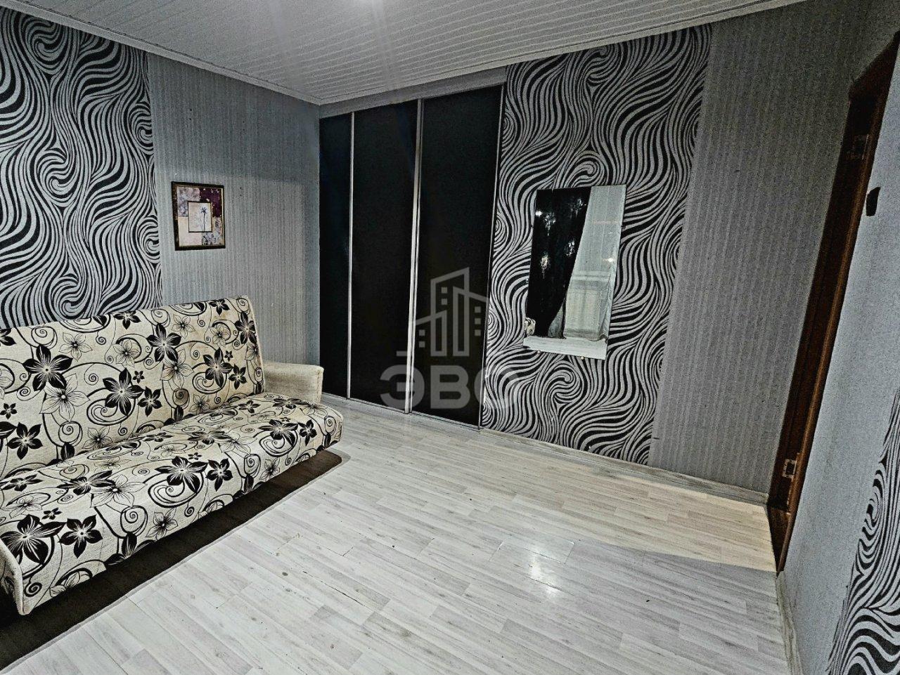 трехкомнатная квартира в Санкт-Петербурге по адресу: Софийская ул., 34, к 2