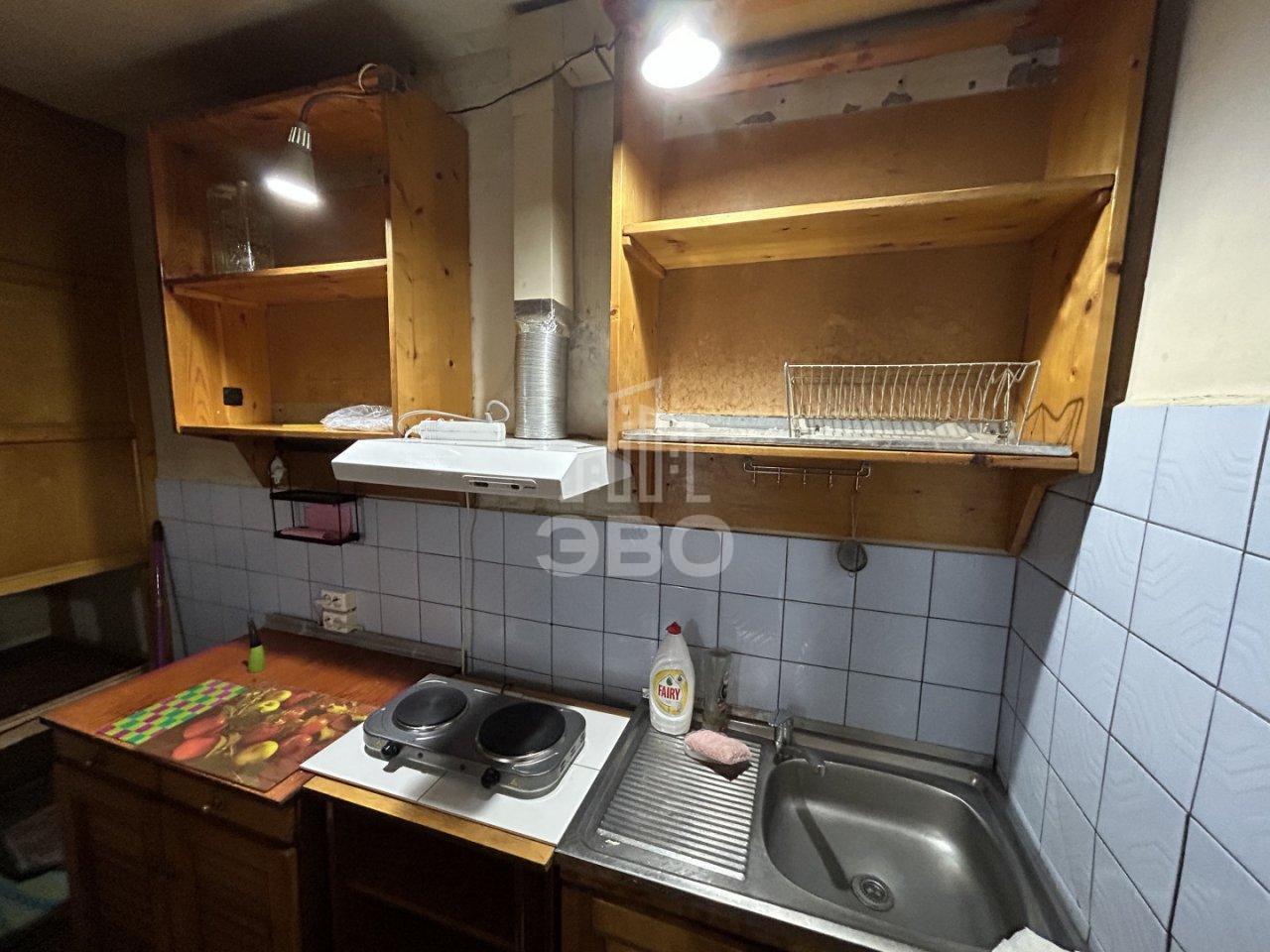 двухкомнатная квартира в Санкт-Петербурге по адресу: Нахимова ул., 1