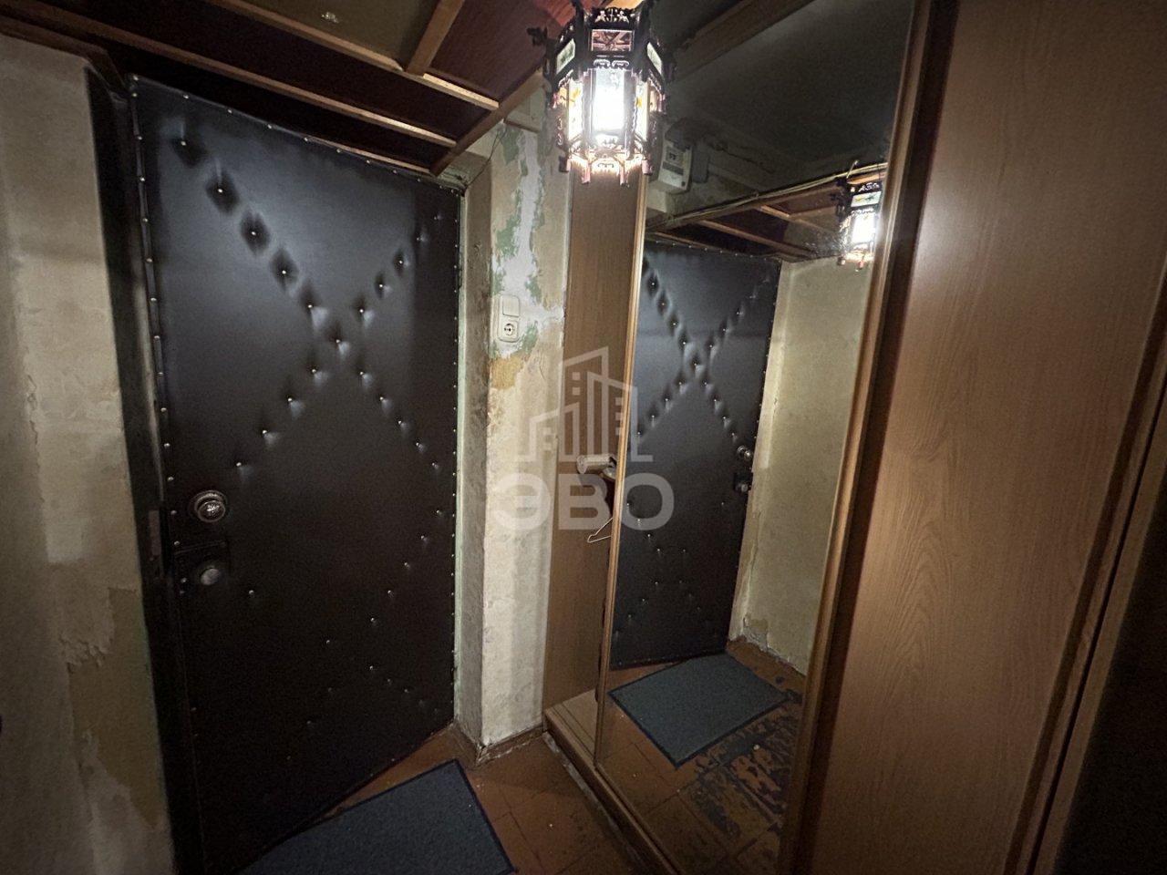 двухкомнатная квартира в Санкт-Петербурге по адресу: Нахимова ул., 1