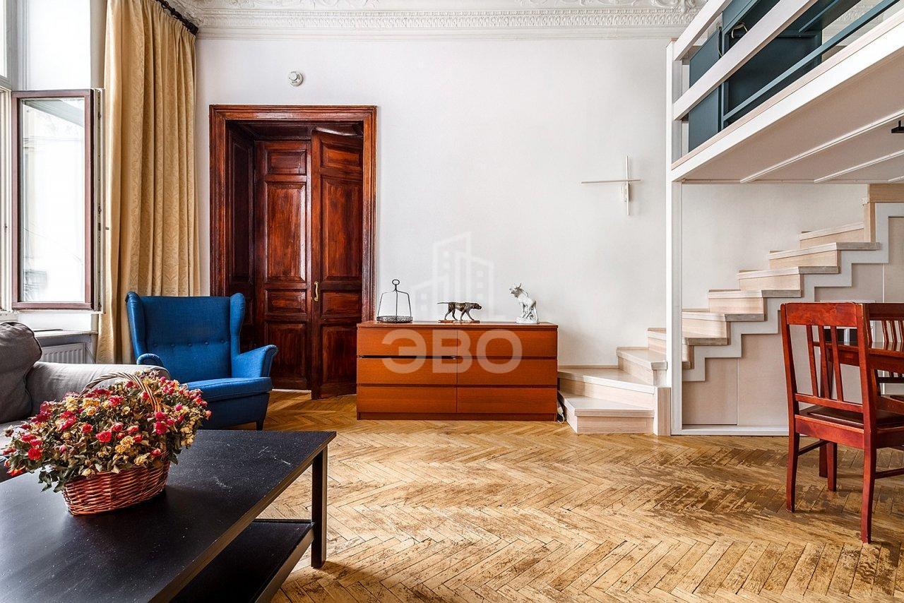 двухкомнатная квартира в Санкт-Петербурге по адресу: Невский проспект, 32-34