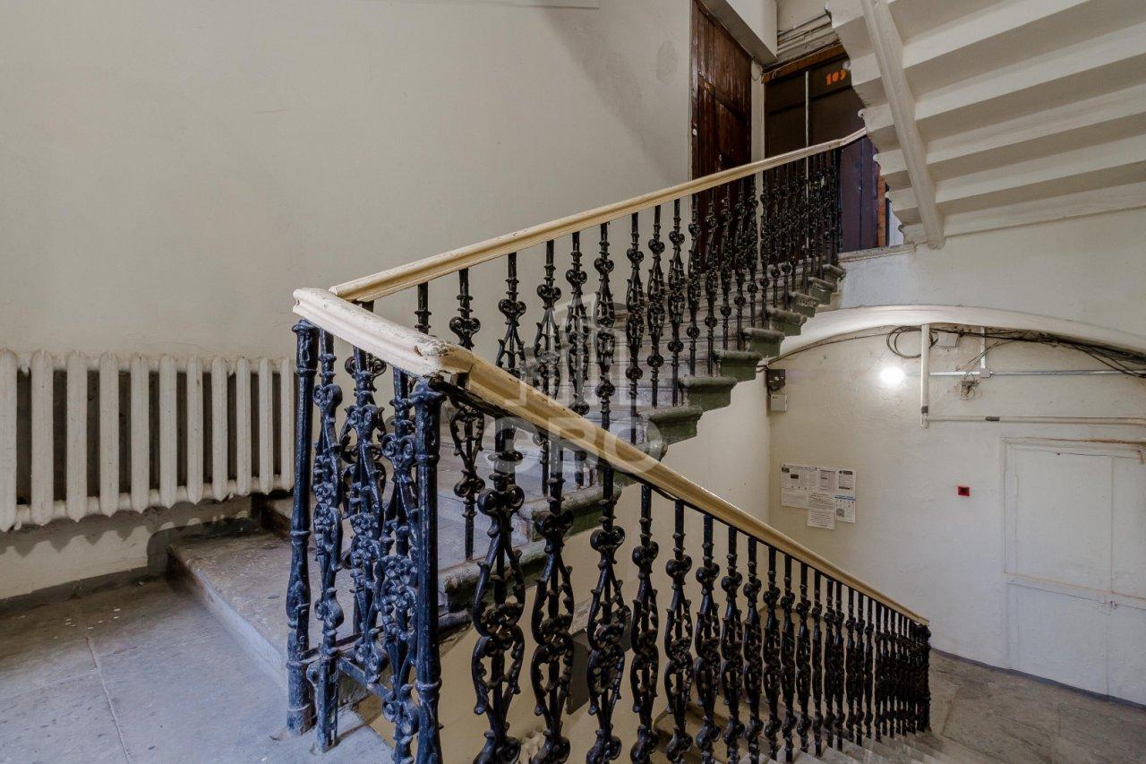 двухкомнатная квартира в Санкт-Петербурге по адресу: Невский проспект, 32-34