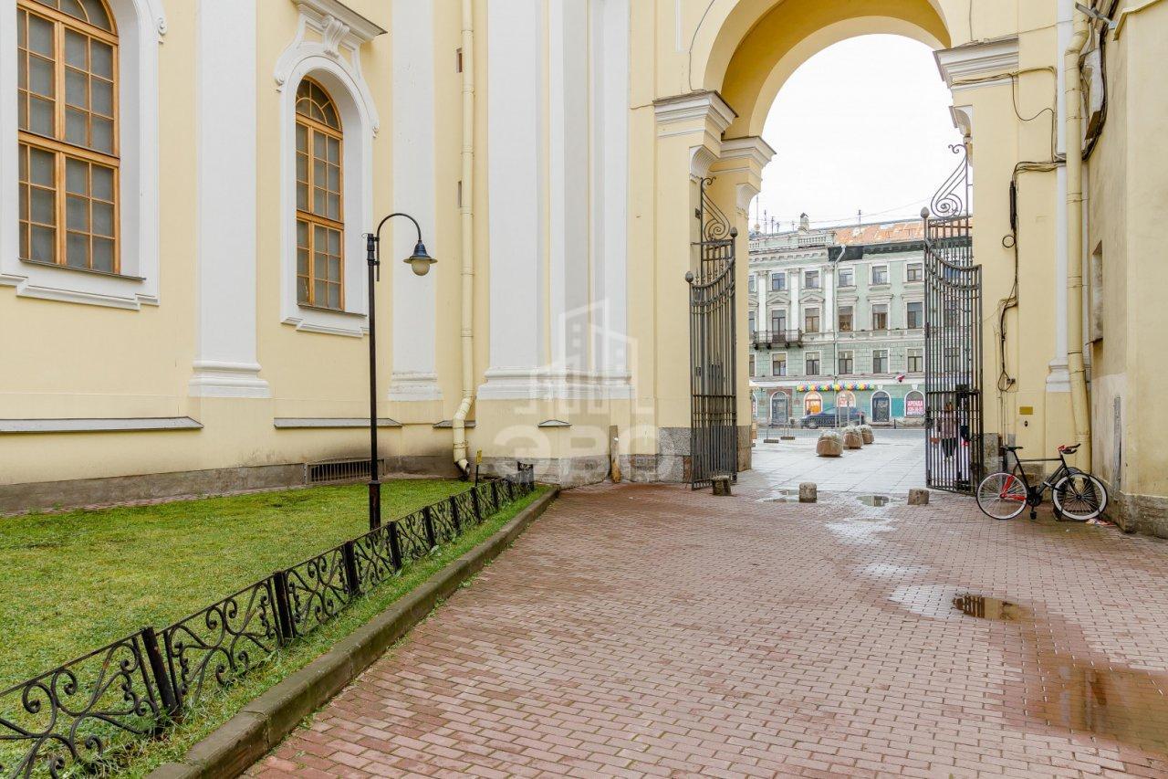 двухкомнатная квартира в Санкт-Петербурге по адресу: Невский проспект, 32-34