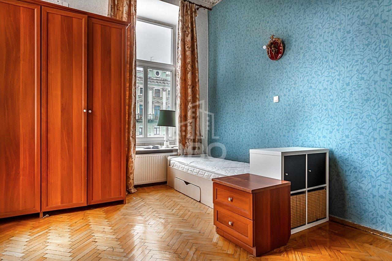 двухкомнатная квартира в Санкт-Петербурге по адресу: Невский проспект, 32-34