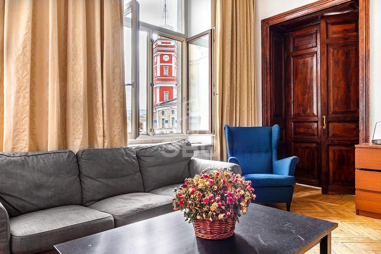 двухкомнатная квартира в Санкт-Петербурге по адресу: Невский проспект, 32-34