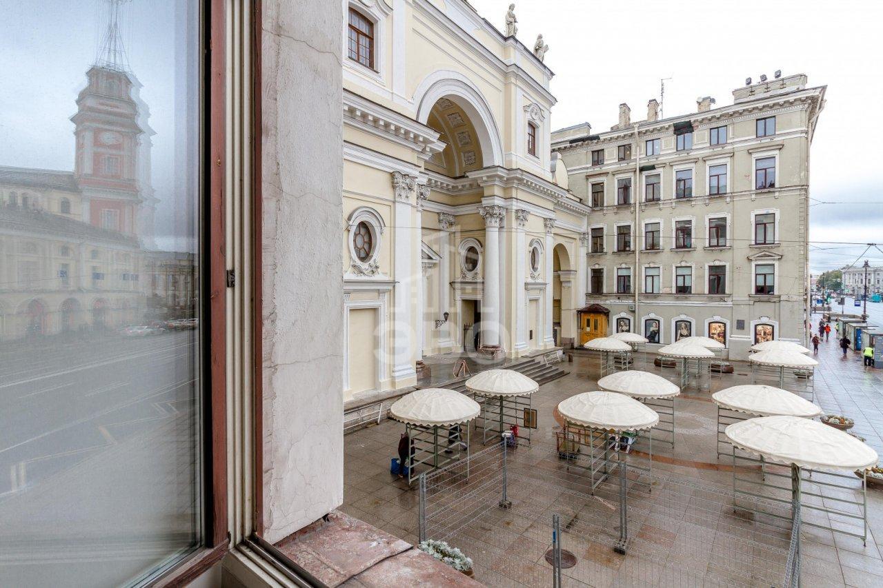 двухкомнатная квартира в Санкт-Петербурге по адресу: Невский проспект, 32-34