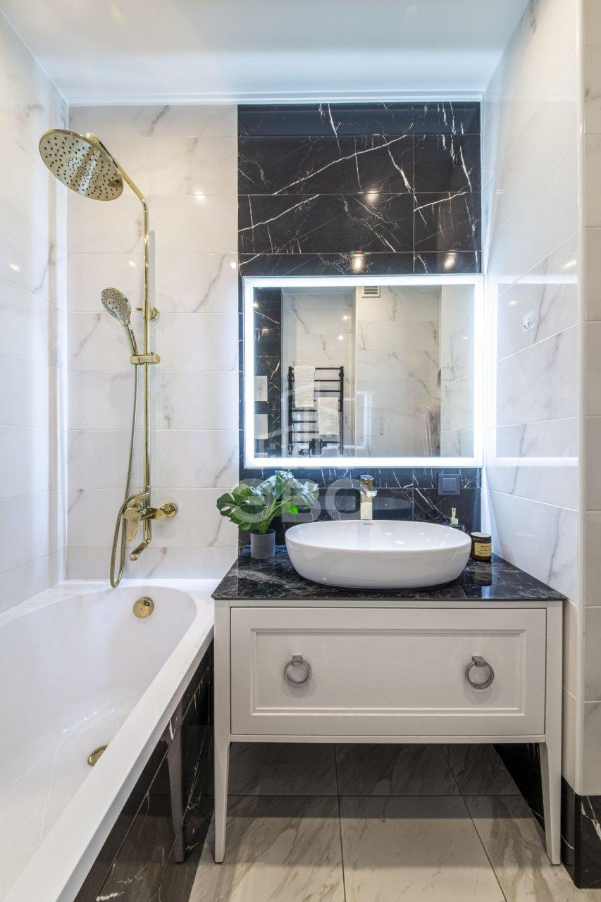 двухкомнатная квартира в Санкт-Петербурге по адресу: Белоостровская ул., 10, к 1