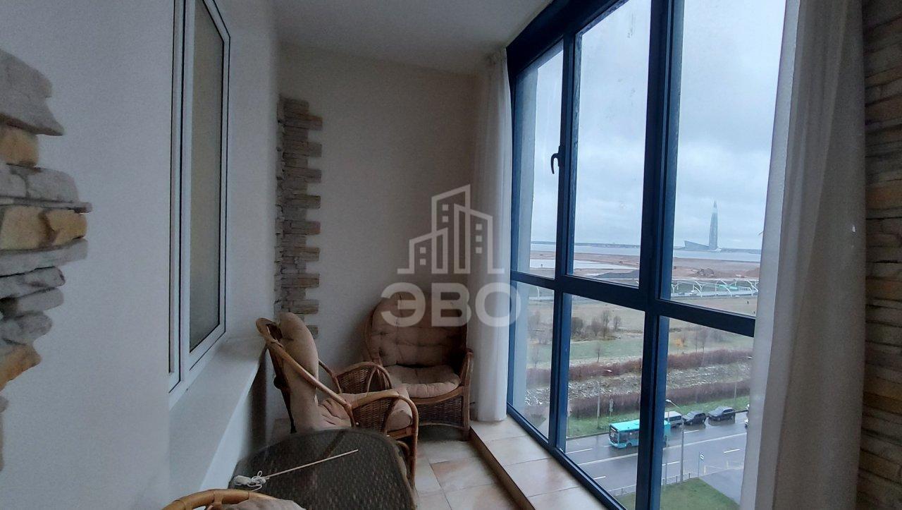 четырехкомнатная квартира в Санкт-Петербурге по адресу: Морская наб., 21, к 1